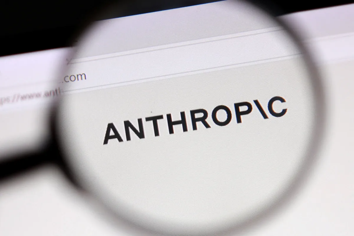 Escritores denuncian errores en reclamos de pago del acuerdo de Anthropic por derechos de autor