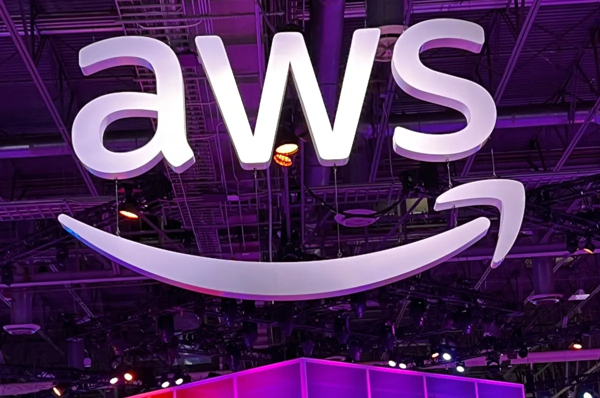 AWS alcanza crecimiento de 24% en ingresos impulsado por demanda de IA