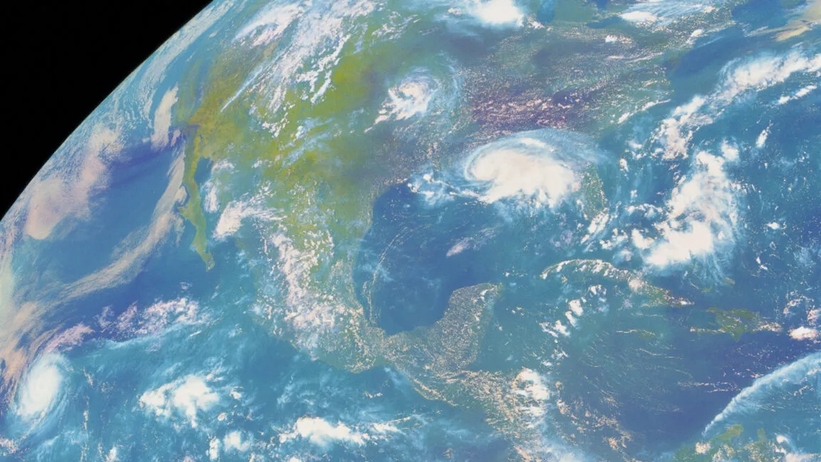 Google actualiza su modelo meteorológico de IA WeatherNext con datos satelitales crudos
