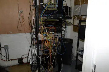 Expertos en ciberseguridad piden reforzar controles básicos de red antes que auditorías externas de IA