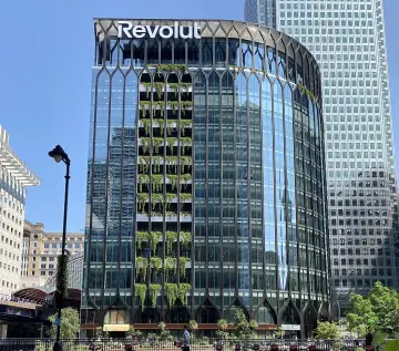El CEO de BBVA cifra en 4.500 millones el gasto tecnológico anual y apuesta por la banca conversacional con IA