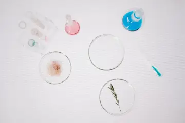 Enveda recauda 311 millones de dólares para llevar más fármacos de origen natural descubiertos con IA a ensayos clínicos