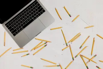 Fotografía de archivo que ilustra: Accenture: empleados no técnicos generan más gasto en tokens que ingenieros
