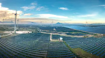 Sánchez advierte a los centros de datos de IA sobre el consumo eléctrico y exige más renovables