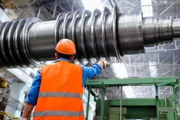 Fotografía de archivo que ilustra: Ingenieros de producto adoptan IA con enfoque pragmático y verificación estricta