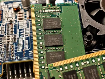 Fotografía de archivo que ilustra: Crisis de RAM por IA puede encarecer móviles un 30% en 2026