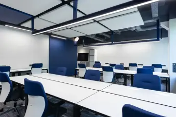 Meta lanza plataforma de IA empresarial pero enfrenta dudas sobre confianza y continuidad