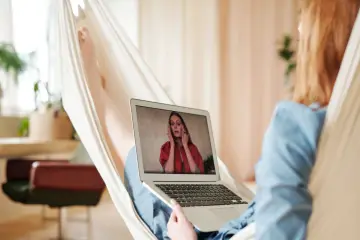 Fotografía de archivo que ilustra: MuZero se aplica en YouTube para optimizar compresión de vídeo con 4% de reducción de bitrate