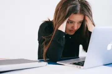 Fotografía de archivo que ilustra: X admite fallo en controles de Grok para deepfakes sexuales no consentidos