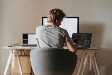 Fotografía de archivo que ilustra: Atos capacita 400 ingenieros en IA con agentes mediante competencia práctica en AWS