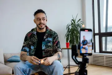 Fotografía de archivo que ilustra: Meta expande traductor de reels con IA a nuevos idiomas
