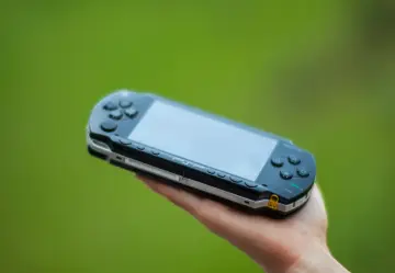 Meta prepararía un dispositivo dedicado para su asistente de IA Muse, tipo Tamagotchi, con lanzamiento posible en diciembre