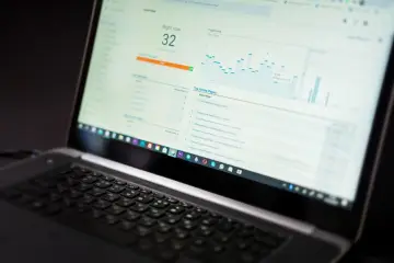 Meta acelera IA en recomendaciones, publicidad y mensajería para 2026
