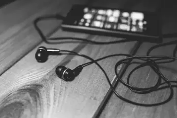OpenAI actualiza las voces de ChatGPT con GPT-Live-1.1: nuevos idiomas, acentos y frases de espera