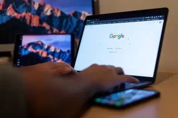 Claude Opus 5.5 acierta el 66 % sin buscar en la web, según el índice AA-Omniscience