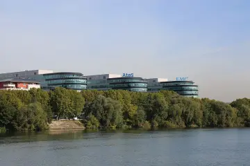 Fotografía de archivo que ilustra: Atos capacita 400+ empleados en IA con la AWS AI League mediante aprendizaje gamificado
