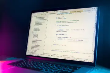 AWS publica guía para integrar modelos custom de SageMaker con agentes Strands