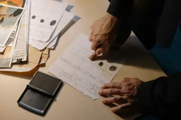 Fotografía de archivo que ilustra: Investigadores de Columbia hallan patrones comunes en huellas dactilares mediante IA