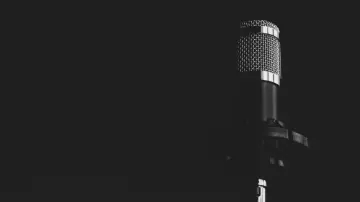 xAI lanza Grok Voice Transcribe 2.0, modelo de transcripción de voz con soporte multilingüe mejorado