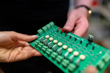 Liquid AI lanza modelos de decisión multimodales d1 para dispositivos edge