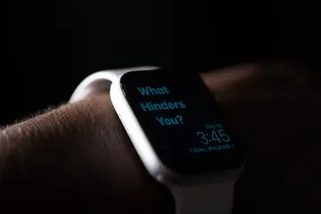 Meta lanza Muse Charm, un colgante con IA para llevar su agente Muse siempre encima