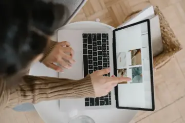 Fotografía de archivo que ilustra: AWS permite previsualizar en vivo las aplicaciones web que construye un agente de programación