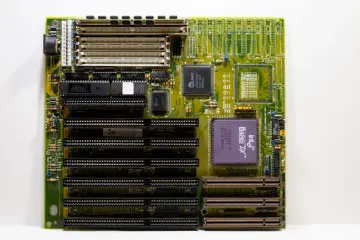 Microsoft detalla Azure Maia 300, la próxima generación de su acelerador de IA, con despliegue en producción previsto para 2027