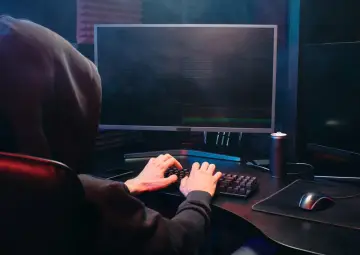 Fotografía de archivo que ilustra: Google presenta Gemini 4 Carbon y lo limita a defensores de ciberseguridad, sin fecha para el resto