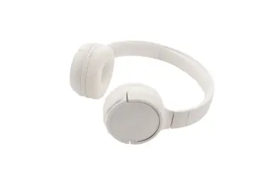 Fotografía de archivo que ilustra: Plaud lanza auriculares con estuche eSIM para interactuar con agentes de IA