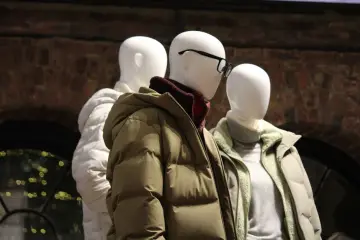 Moda adversaria emerge como respuesta ciudadana a la vigilancia con IA
