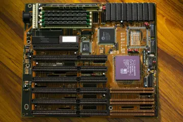 Fotografía de archivo que ilustra: Demuestran que modelos de IA funcionan con solo 128 MB de RAM en procesadores de 1997