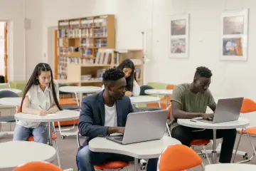 México lanza la mayor escuela de IA de América Latina con 25.000 plazas anuales