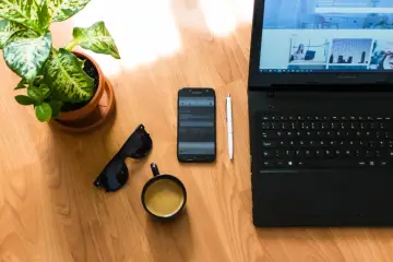 Fotografía de archivo que ilustra: Apple lanza iOS 27.2 y macOS 27.2 con nuevas funciones de IA para Siri y memoria de conversaciones