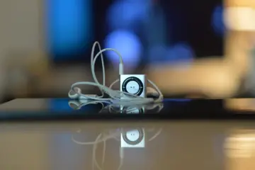 Meta presenta en Connect 2026 el dispositivo Muse Charm y las gafas Ray-Ban Meta Audio sin cámara