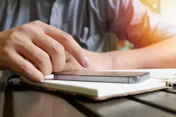 Fotografía de archivo que ilustra: Una madre demanda a OpenAI por usar datos de sus hijos de 12 y 16 años para entrenar ChatGPT