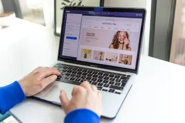 Facilitar la web a los agentes de IA podría empeorarla para los humanos, según MIT Technology Review