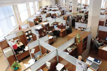 Fotografía de archivo que ilustra: China prohíbe despedir trabajadores solo por implementar IA