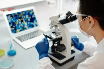 Un investigador clínico describe seis pautas para programar con IA sin perder el pensamiento de sistemas