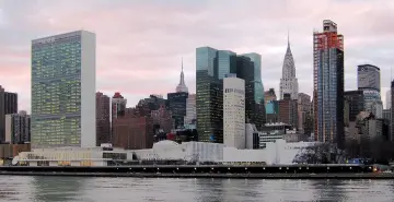 Panel científico de la ONU pide regular agentes de IA antes de entender todos sus riesgos