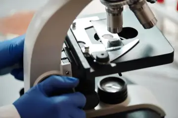 Fotografía de archivo que ilustra: Una paciente española con un cáncer inusual usa IA y datos abiertos para buscar un tratamiento personalizado