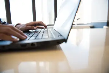 Fotografía de archivo que ilustra: Microsoft atribuye a hackers chinos un ataque con IA que intentó vulnerar a más de 2.250 clientes de…