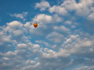 La Fuerza Aérea de EE. UU. contrata a WindBorne datos de globos meteorológicos con IA