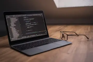 Fotografía de archivo que ilustra: Amazon integra modelos de Hugging Face en SageMaker Studio con un clic