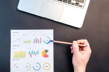 Fotografía de archivo que ilustra: Google presenta dos agentes IA para visualizar figuras académicas y revisar papers