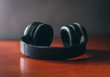Razer presenta Project Motoko, auriculares con IA nativa y procesamiento local
