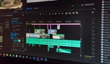 Fotografía de archivo que ilustra: AWS Nova: búsqueda semántica de vídeo con embeddings multimodales
