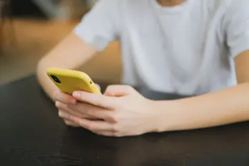 Fotografía de archivo que ilustra: YouTube acumula contenido generado por IA en tendencias, con España destacada