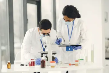 Google DeepMind lanza Co-Scientist, sistema multiagente para generar hipótesis científicas