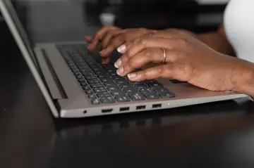 Fotografía de archivo que ilustra: Programadores reportan crisis de identidad y desmotivación por la IA, según testimonios y estudios citados