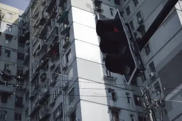 Fotografía de archivo que ilustra: Madrid activa semáforos inteligentes con visión artificial para optimizar el tráfico urbano